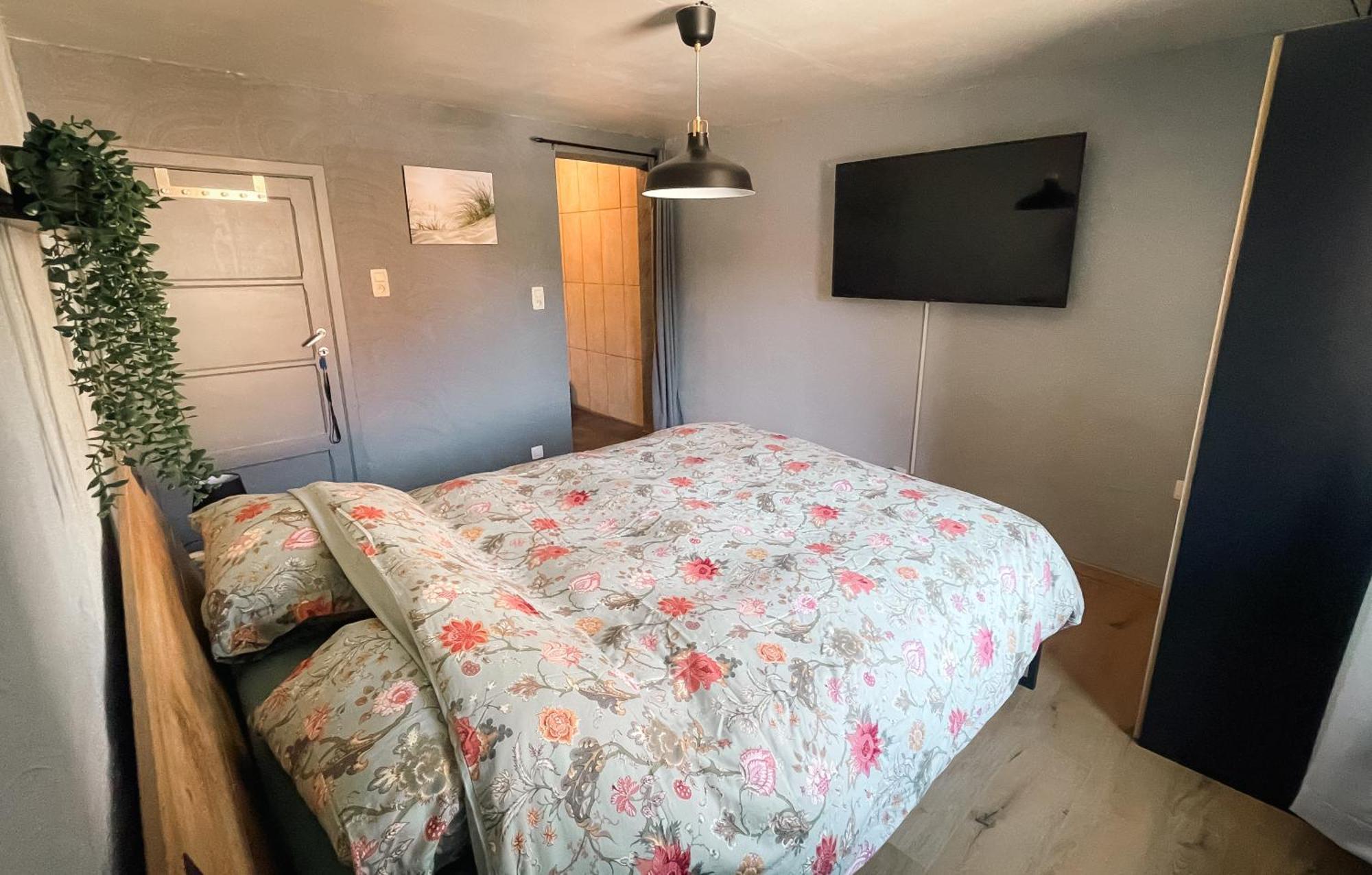 Le Petit Broux Bed & Breakfast Айвейл Екстериор снимка