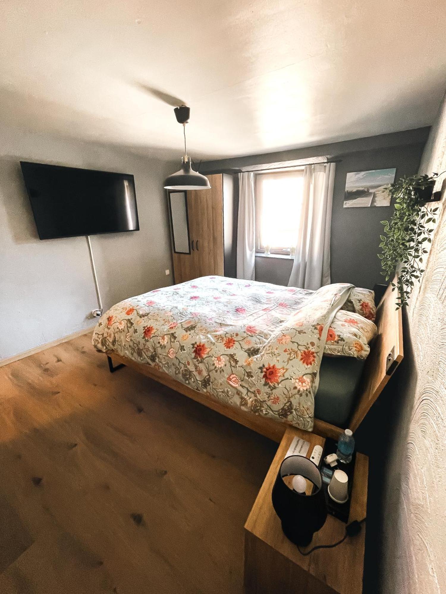 Le Petit Broux Bed & Breakfast Айвейл Екстериор снимка