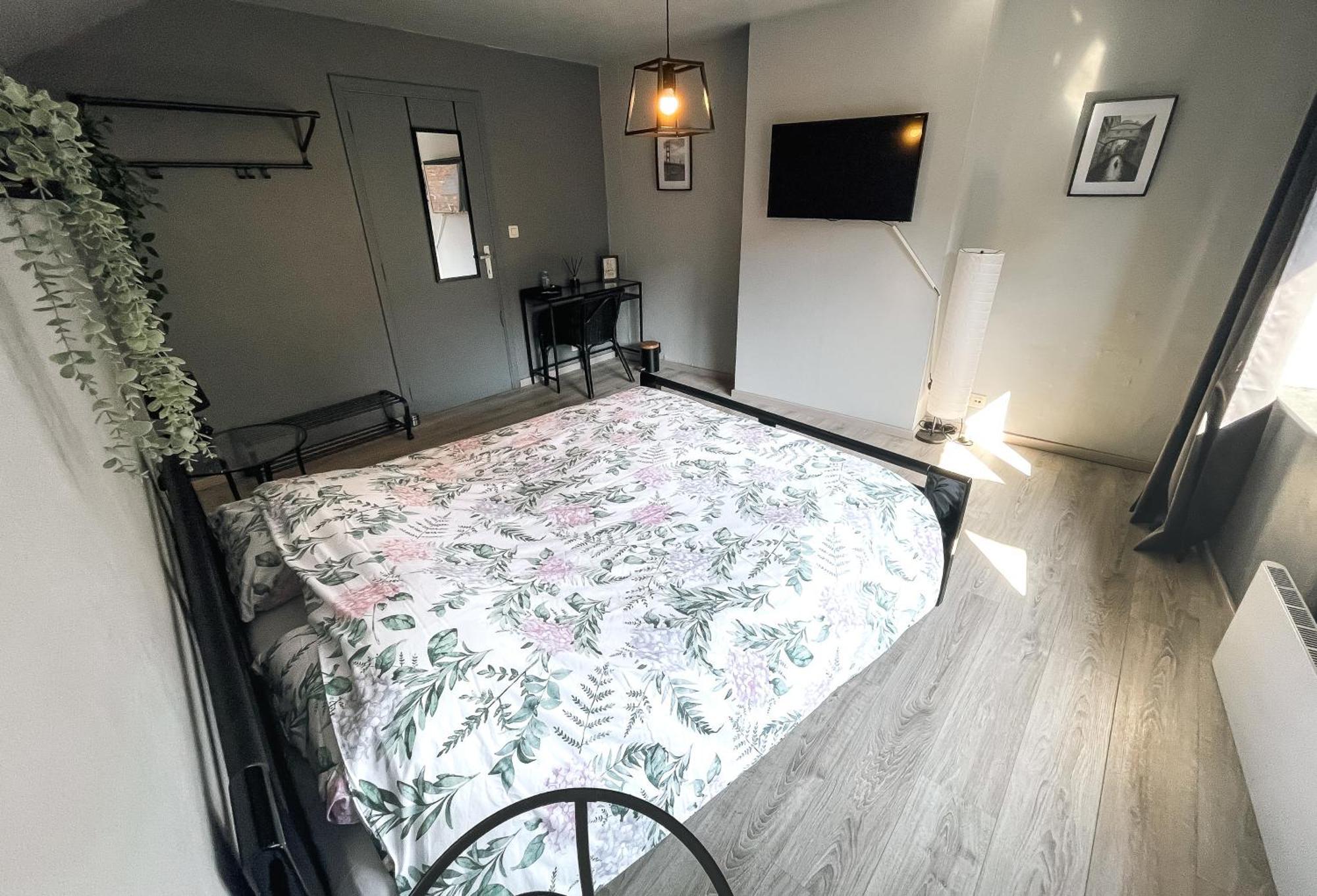 Le Petit Broux Bed & Breakfast Айвейл Екстериор снимка