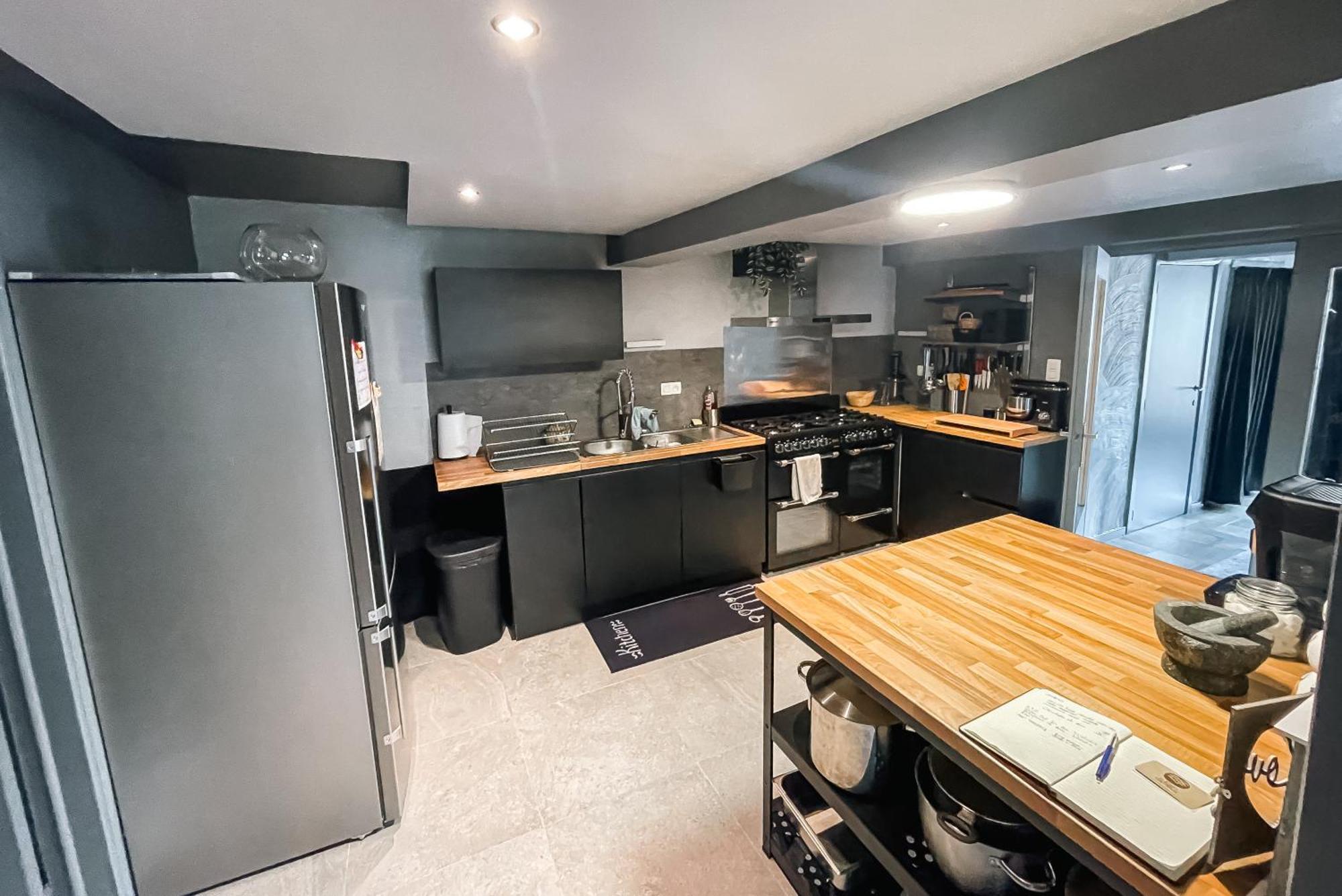 Le Petit Broux Bed & Breakfast Айвейл Екстериор снимка