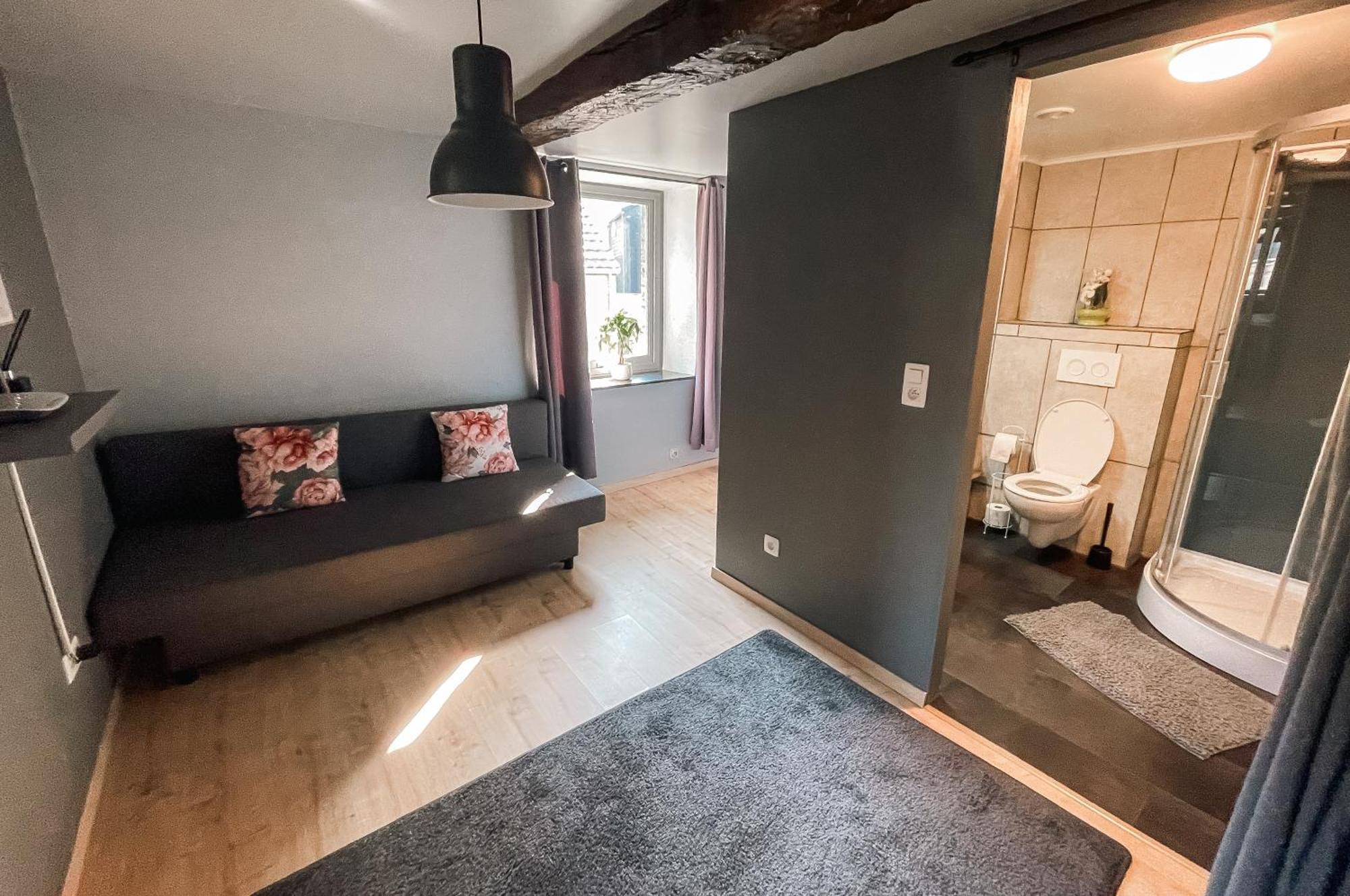 Le Petit Broux Bed & Breakfast Айвейл Екстериор снимка